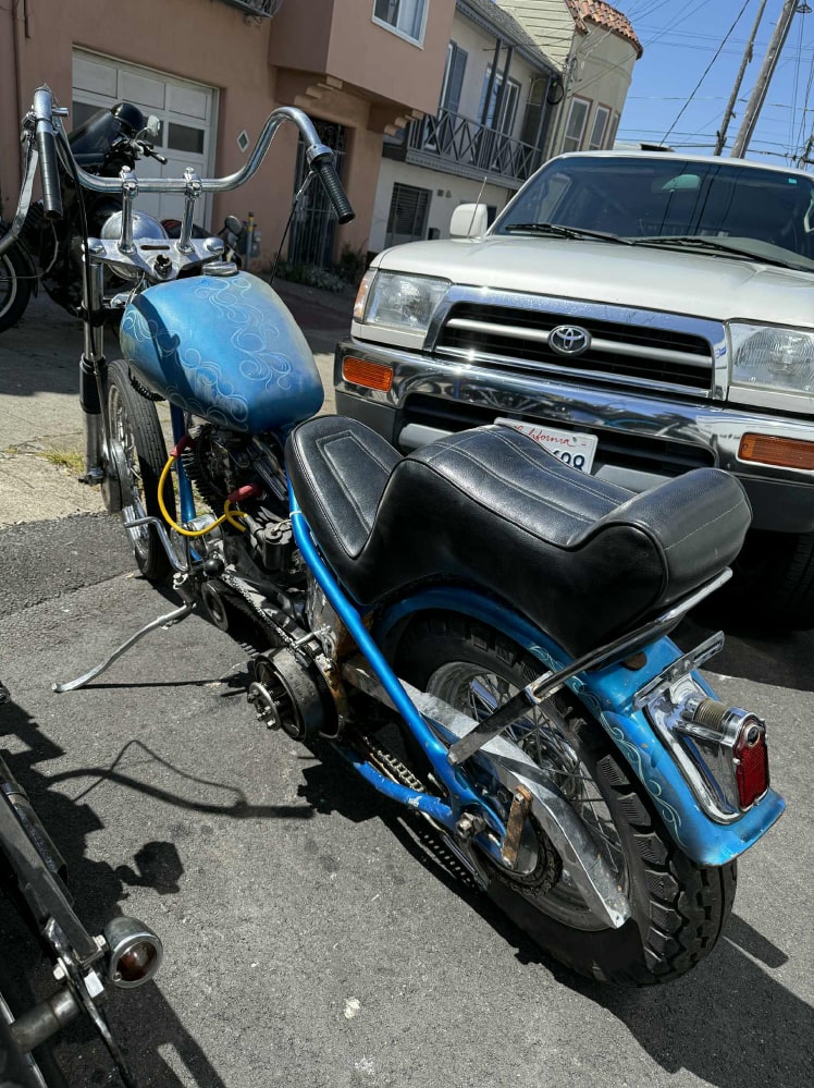 '57FLHパンヘッドブルーサバイバー